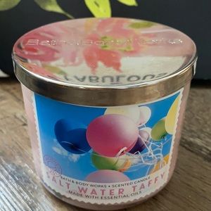 Bath & Body Works Candles